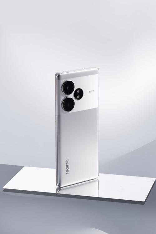 1600nit高亮與2500Hz觸控 重塑移動設備交互體驗